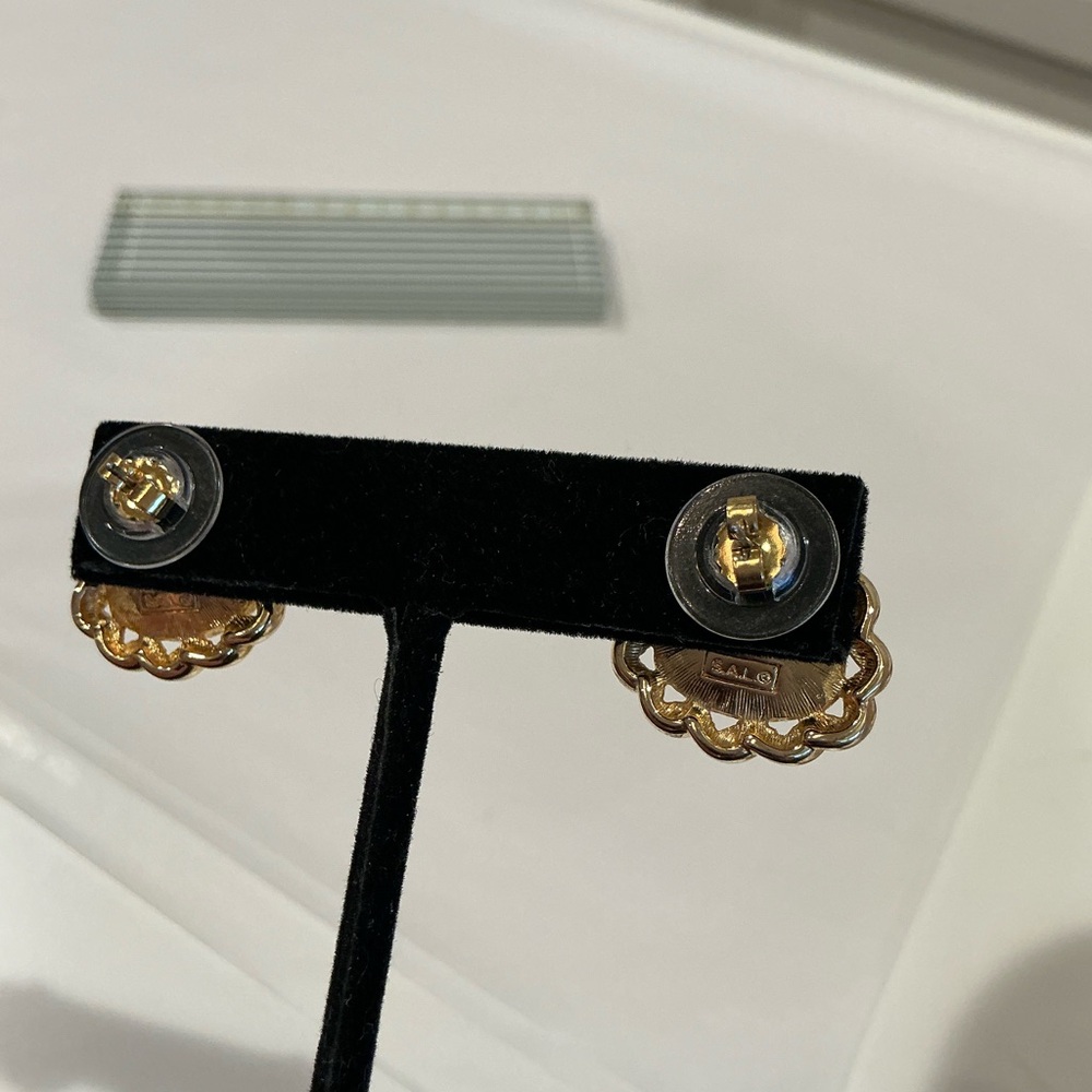 Gold and Green Teardrop Earrings - Picture 4 of 8